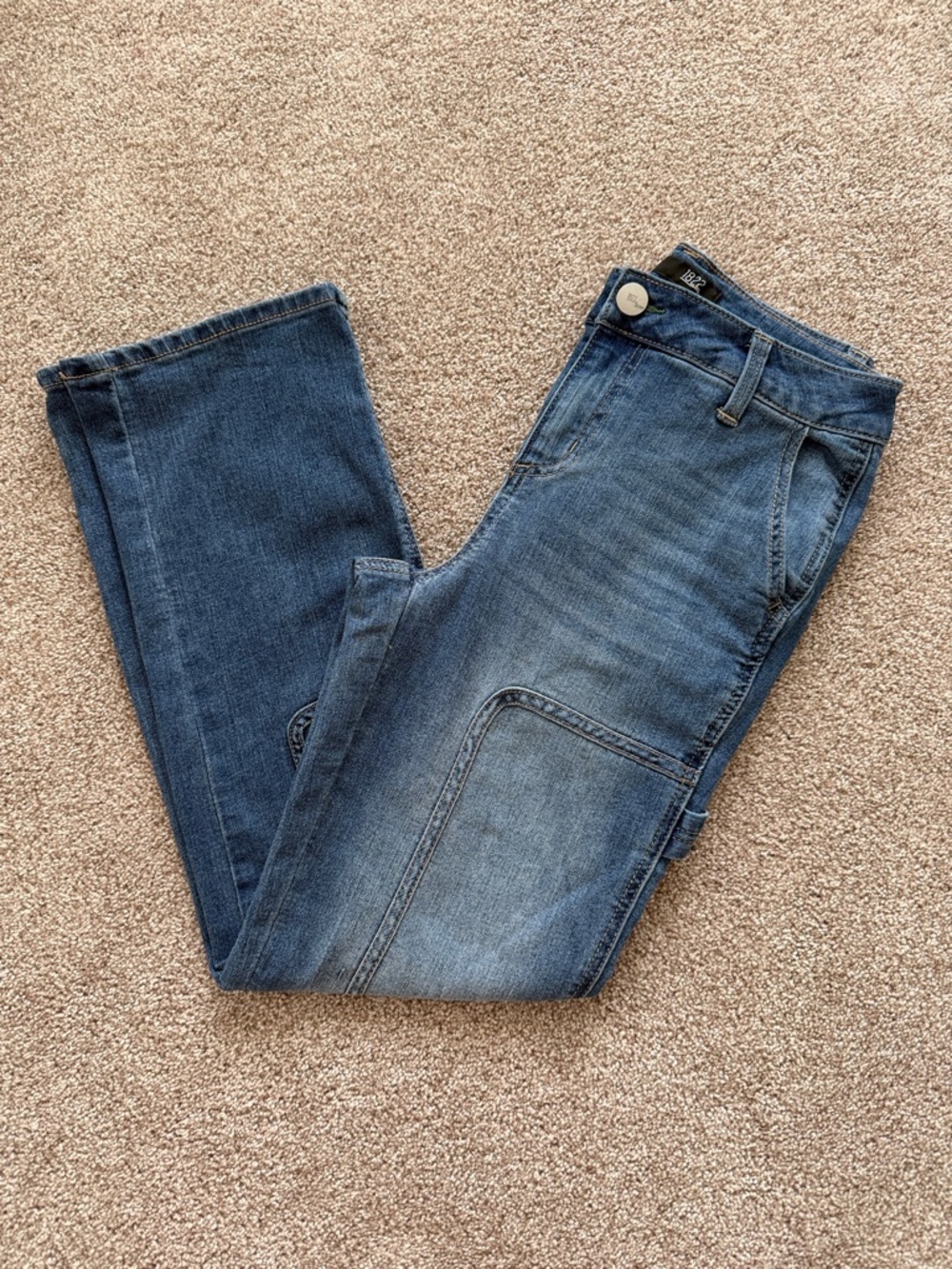 1822 Denim Straight-Leg Blue Jeans with Workwear Patch